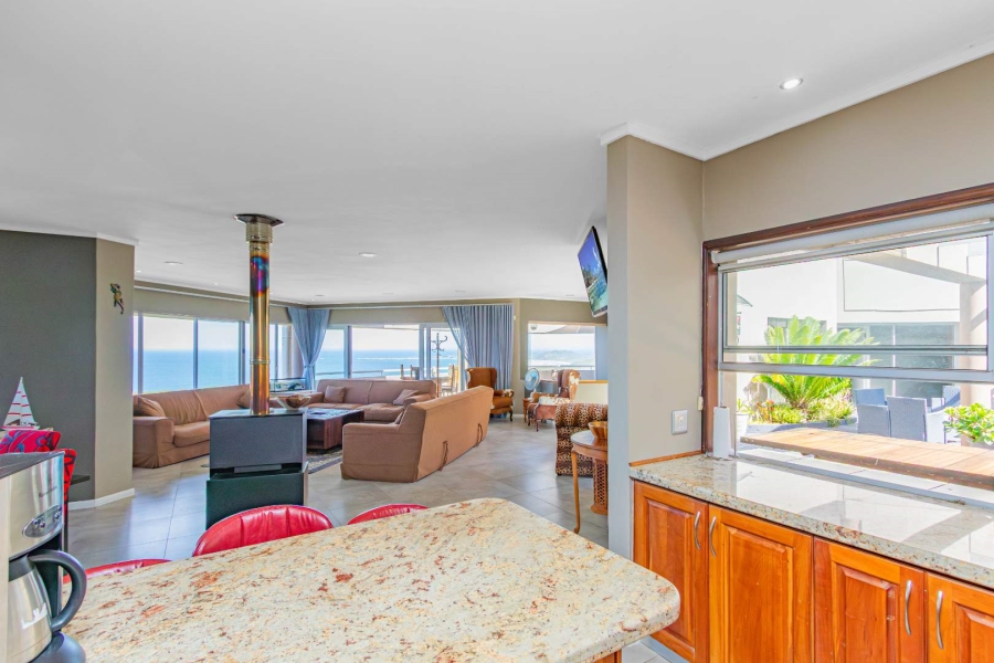 6 Bedroom Property for Sale in Brenton On Sea Western Cape